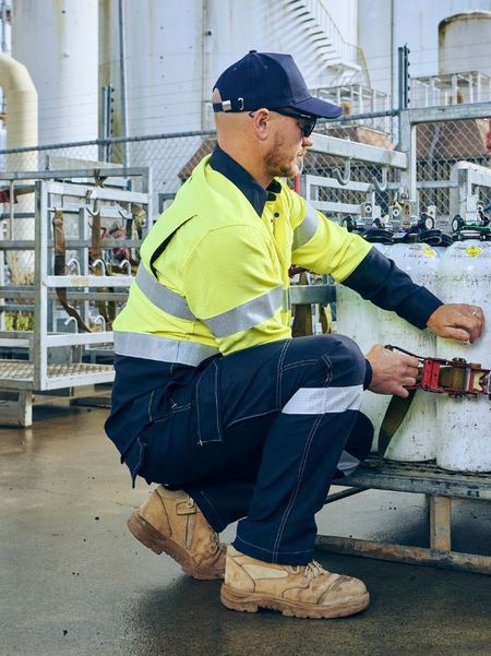 BPC8580T Bisley Apex 240 FR Taped Ripstop Cargo Pant PPE2