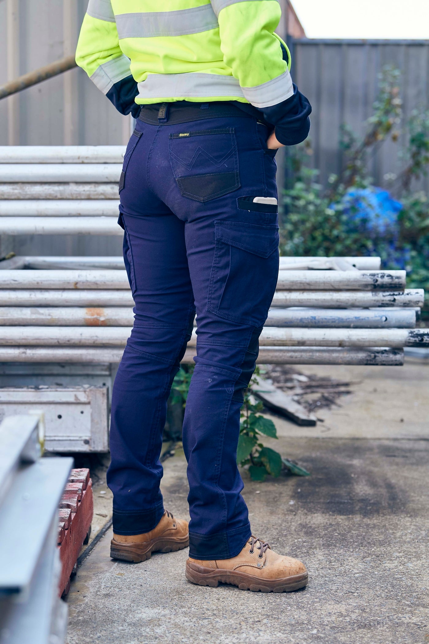 WOMEN'S FLX & MOVE™ CARGO PANTS BPL6044